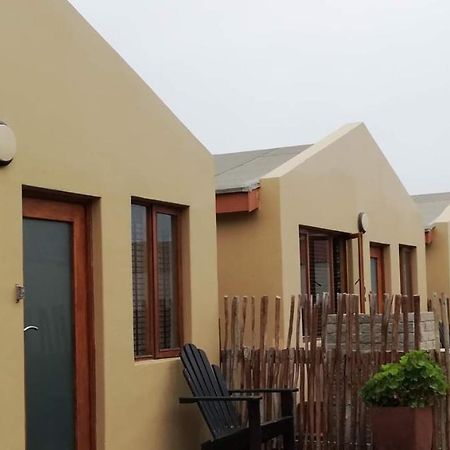 Walvis Bay Backpackers & Self-Catering Leilighet Eksteriør bilde